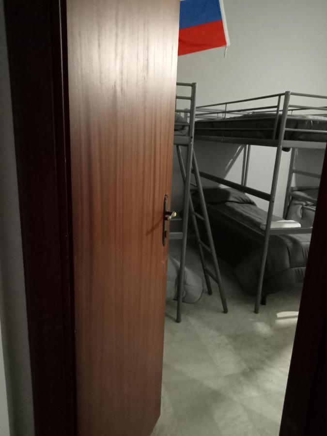 Dama Hostelbb Napoli Eksteriør bilde