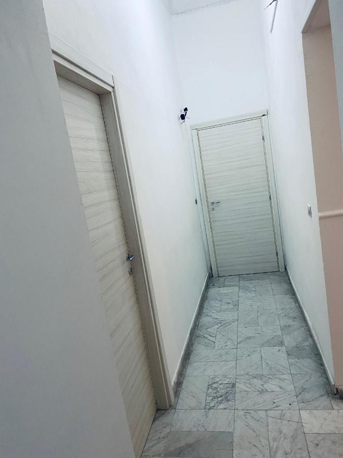 Dama Hostelbb Napoli Eksteriør bilde